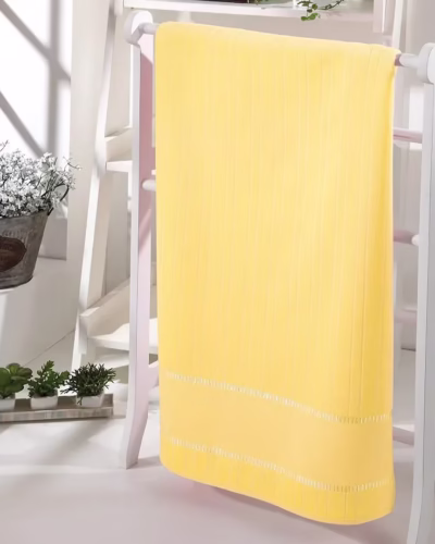 Amarelo