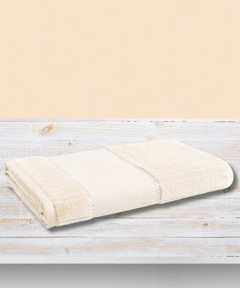 Toalha de Lavabo Karsten Stella 30X45 cm para Pintar e Bordar na máquina