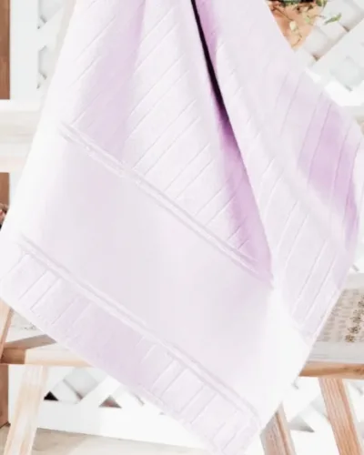 Violeta claro