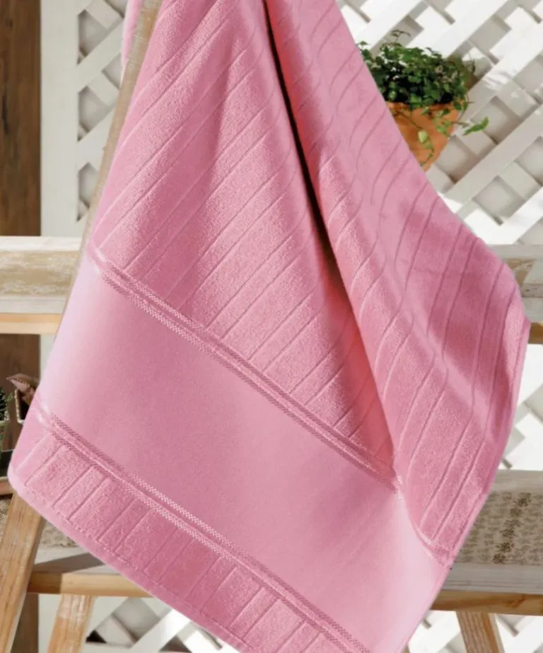 Toalha Artesanalle 50X80 p Pintar e Bordar à Máquina Döhler rosa escuro